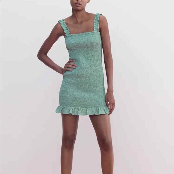 ✅ ZARA Textured Weave Dress - Washed Green SMOCKED SIZE X-LARGE - Picture 1 of 7